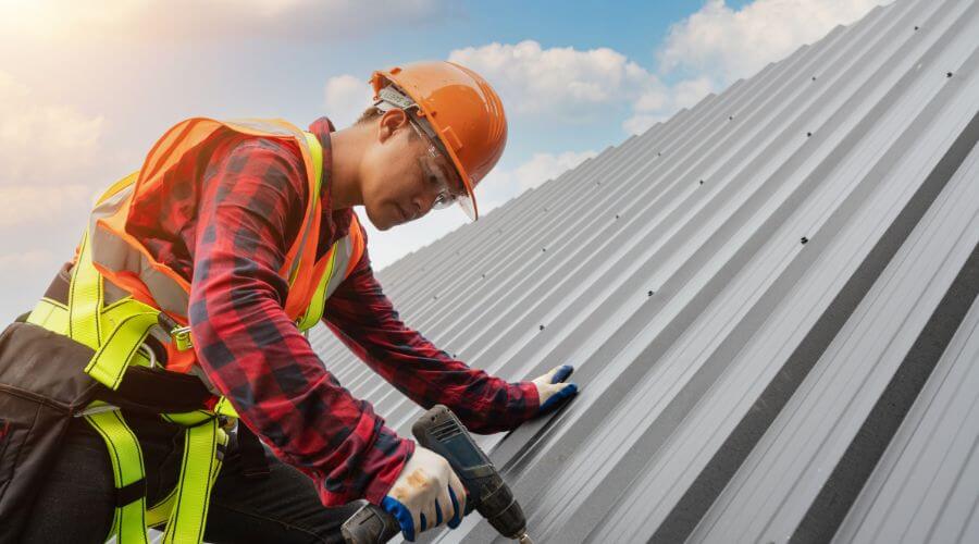 Professional gutter cleaning in New Hampton, NY